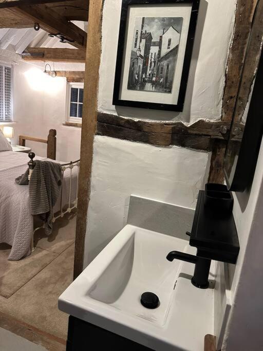 The Nook Lincoln Villa ภายนอก รูปภาพ