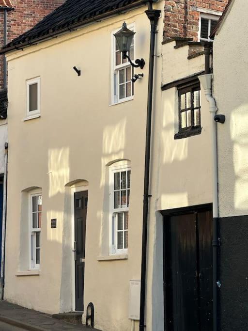 The Nook Lincoln Villa ภายนอก รูปภาพ