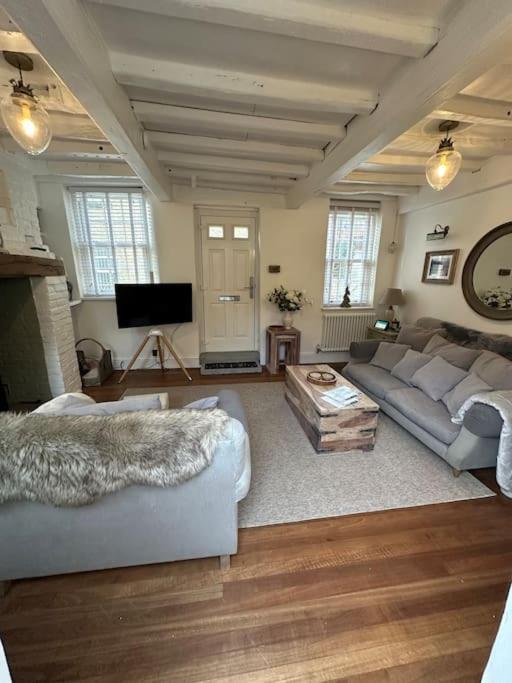 The Nook Lincoln Villa ภายนอก รูปภาพ