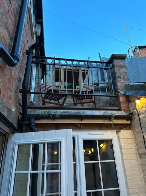 The Nook Lincoln Villa ภายนอก รูปภาพ